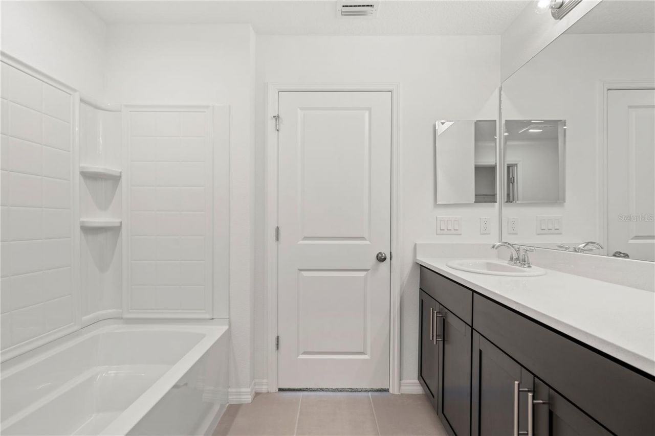 6256 Fairmont Lane, Palmetto, FL 34221 Photo