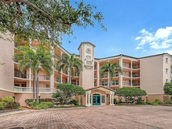 5420 EAGLES POINT CIRCLE , Unit 406, SARASOTA, FL 34231