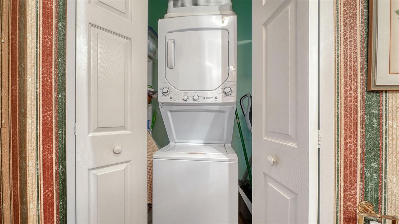 5420 Eagles Point Circle, Unit 406, Sarasota, FL 34231 Photo