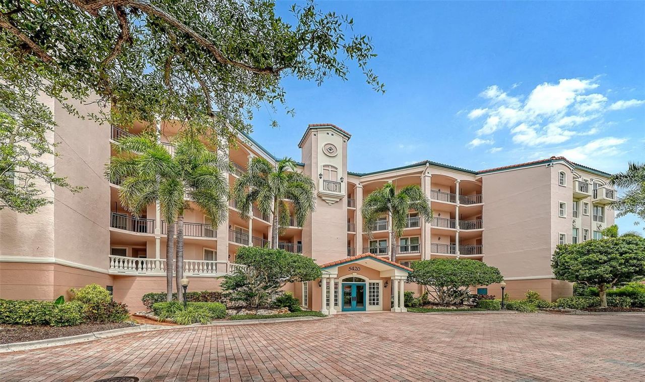 5420 Eagles Point Circle, Unit 406, Sarasota, FL 34231 Photo