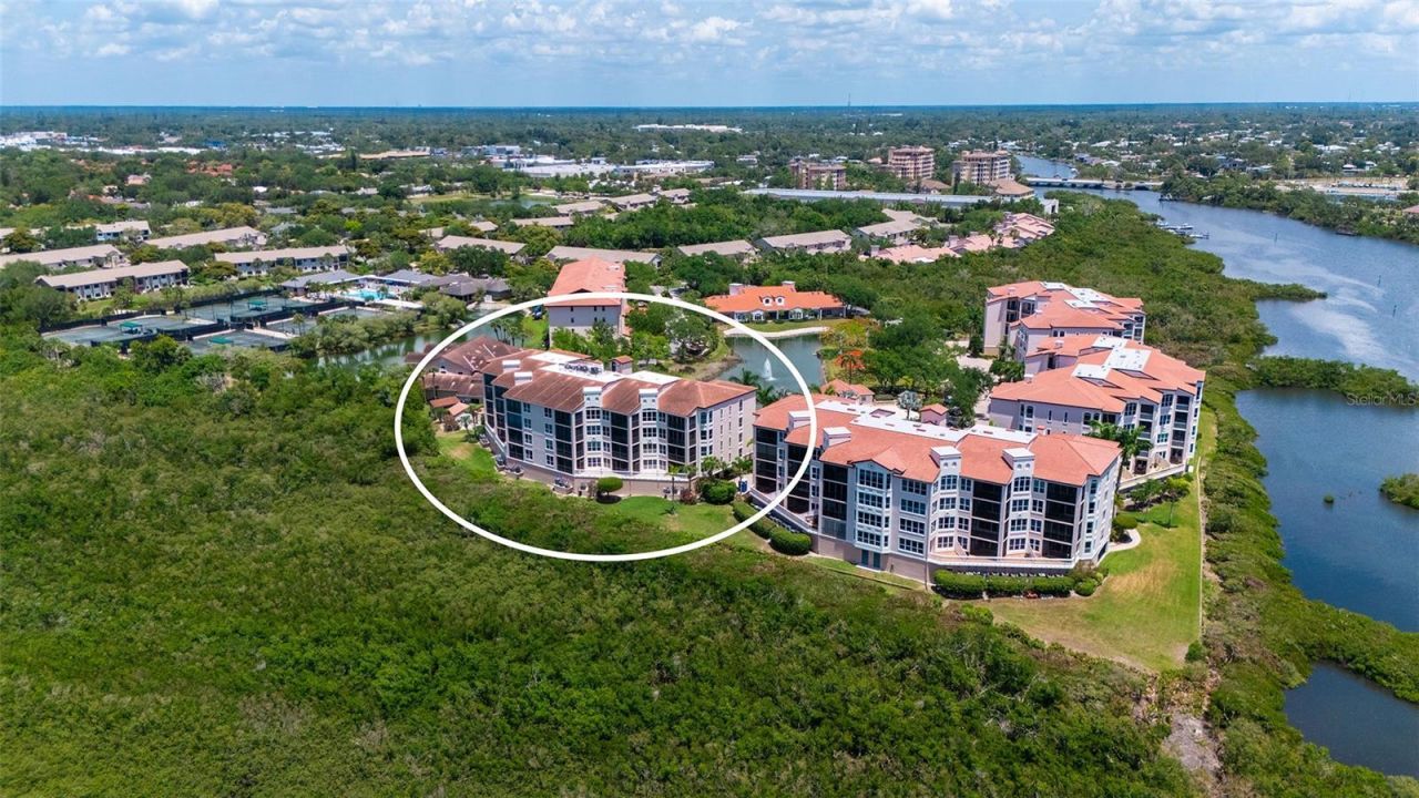 5420 Eagles Point Circle, Unit 206, Sarasota, FL 34231 Photo