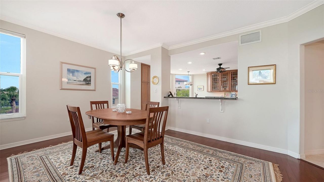 5420 Eagles Point Circle, Unit 206, Sarasota, FL 34231 Photo