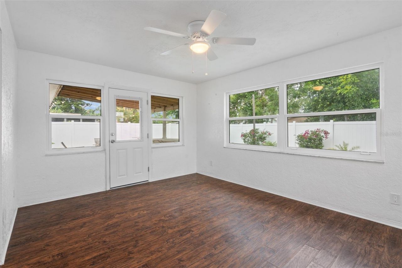 2037 67th Avenue S, Saint Petersburg, FL 33712 Photo