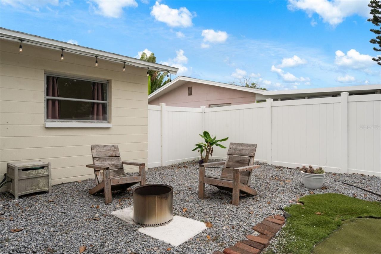 2037 67th Avenue S, Saint Petersburg, FL 33712 Photo
