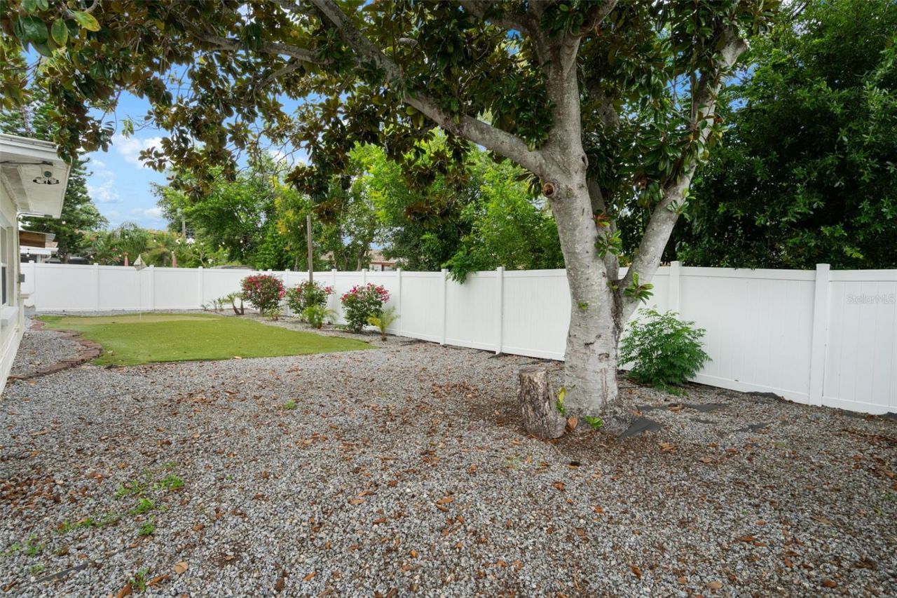 2037 67th Avenue S, Saint Petersburg, FL 33712 Photo