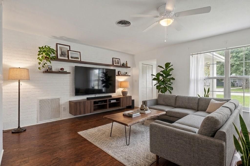 2037 67th Avenue S, Saint Petersburg, FL 33712 Photo