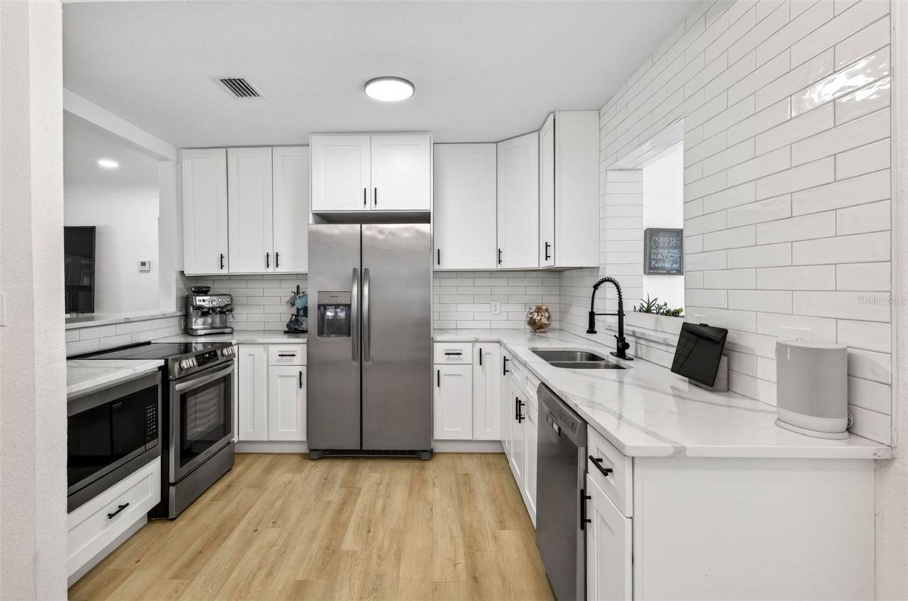 9836 52nd Terrace N, Saint Petersburg, FL 33708 Photo