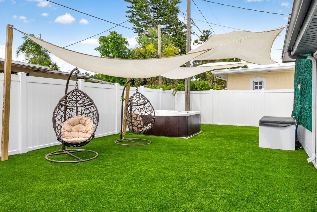 9836 52nd Terrace N, Saint Petersburg, FL 33708 Photo