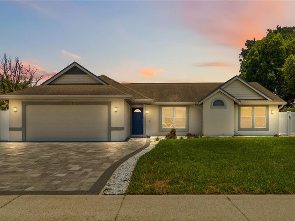 8055 LESIA CIRCLE , ORLANDO, FL 32835