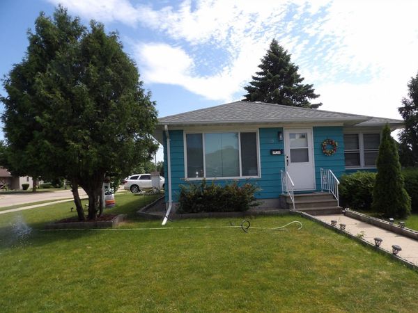 1920 2nd Avenue SE, Austin, MN 55912