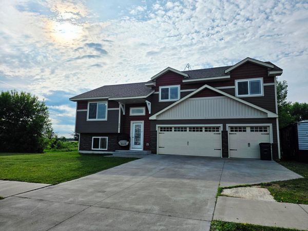 840 Highview Loop SE, Pine City, MN 55063