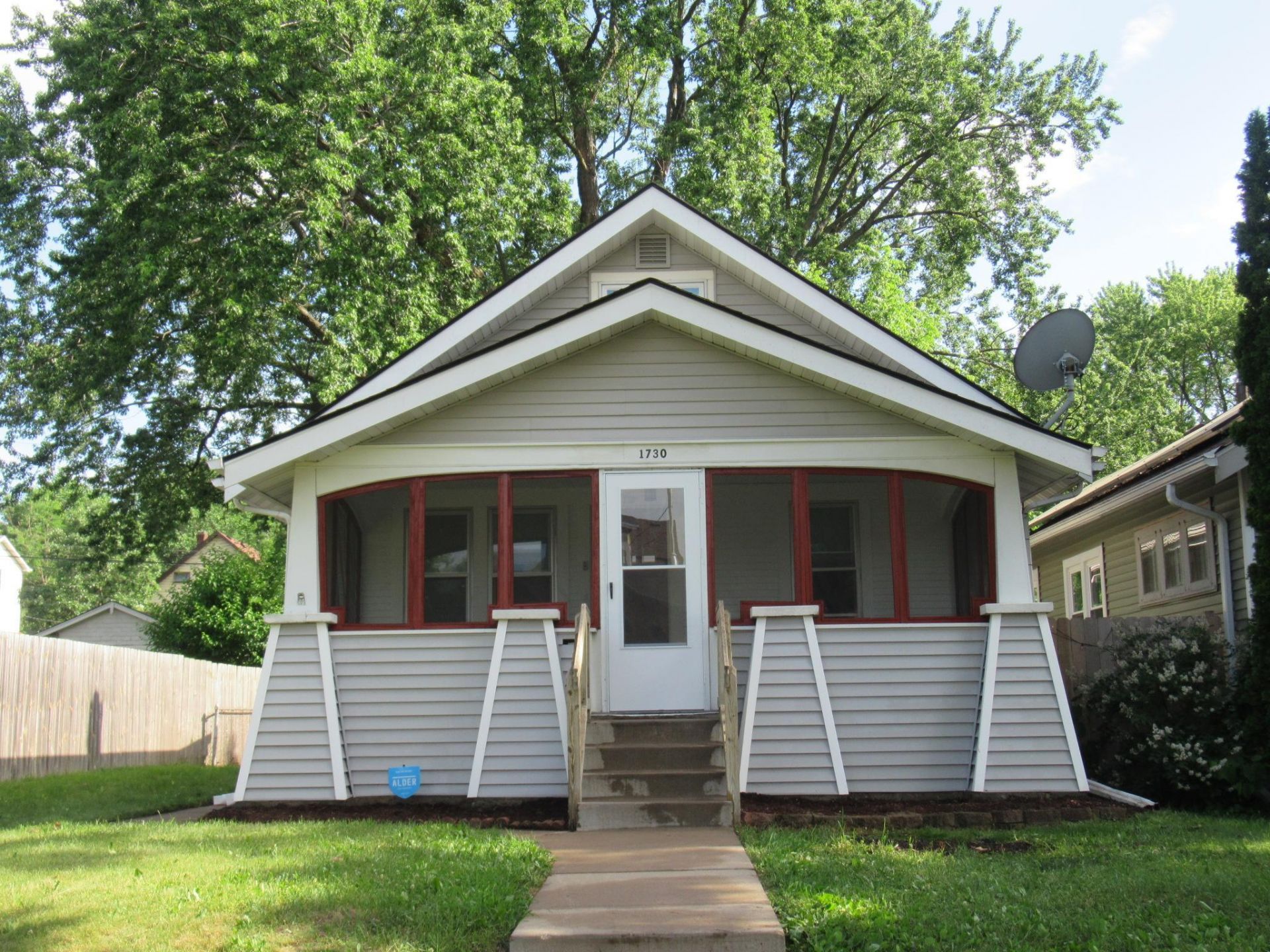 1730 York Avenue , Saint Paul, MN 55106
