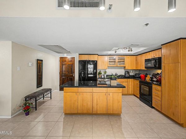 7860 E CAMELBACK Road, Unit 309, Scottsdale, AZ 85251