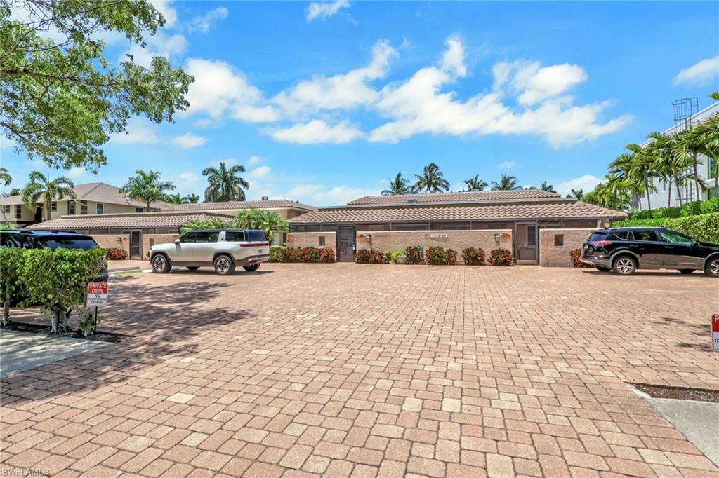 1533 Chesapeake Ave , Unit A5, Naples, FL 34102 Photo