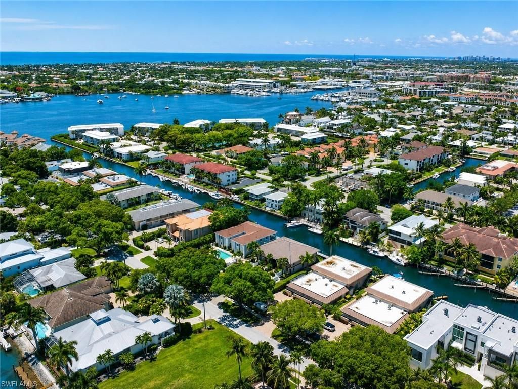 1533 Chesapeake Ave , Unit A5, Naples, FL 34102 Photo