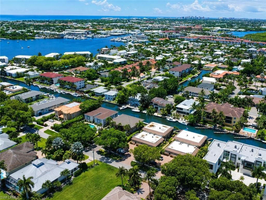 1533 Chesapeake Ave , Unit A5, Naples, FL 34102 Photo
