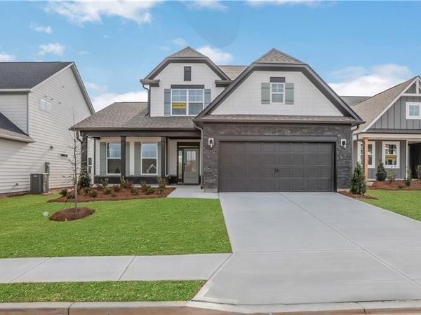 203 Coffee Lane , Hoschton, GA 30548