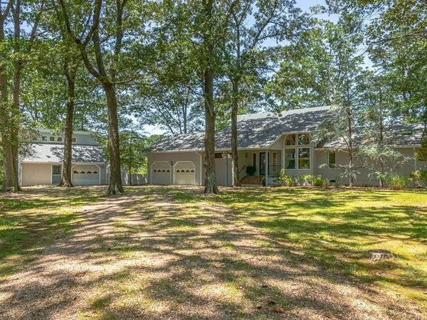 621 Harbor Drive, REEDVILLE, VA 22539
