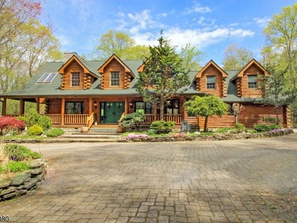 31 Kent Rd, Hampton, NJ 07860
