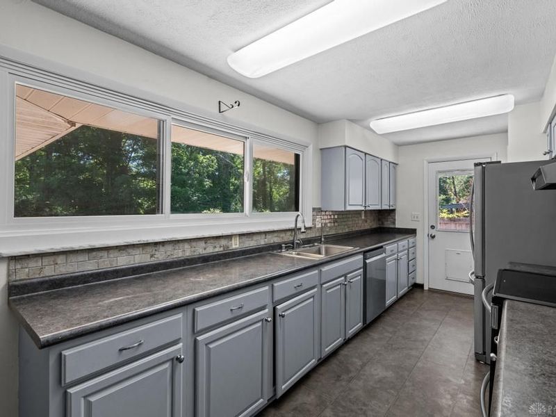 1402 Fudge Drive, Beavercreek, OH 45434 Photo 25