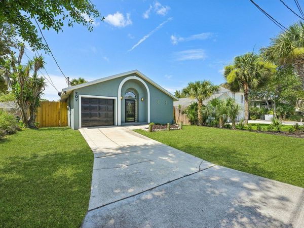 207 B St, St Augustine, FL 32080