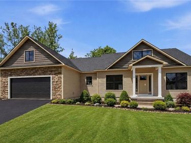 3137 Stoney Pond Way , Baldwinsville, NY 13027