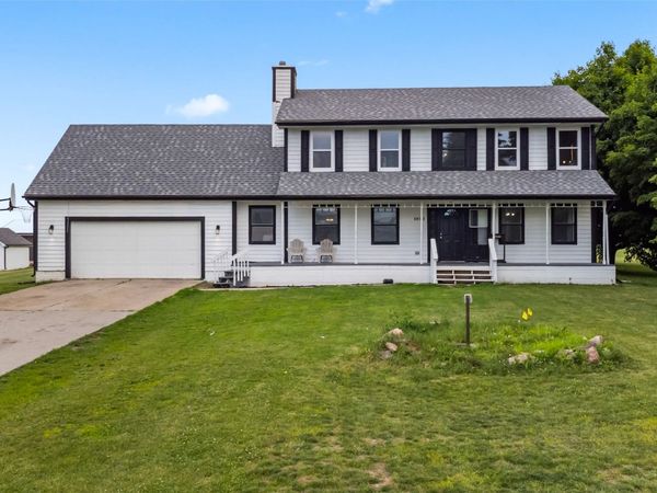 6893 NE Rising Sun Drive, Pleasant Hill, IA 50327