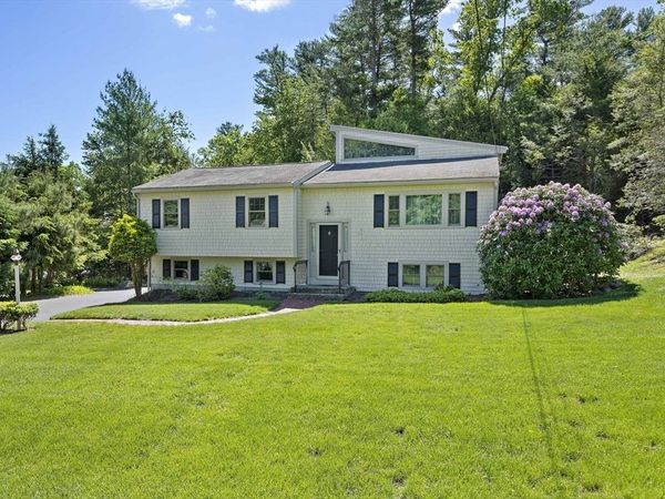 46 Tower Hill Drive, Hanover, MA 02339