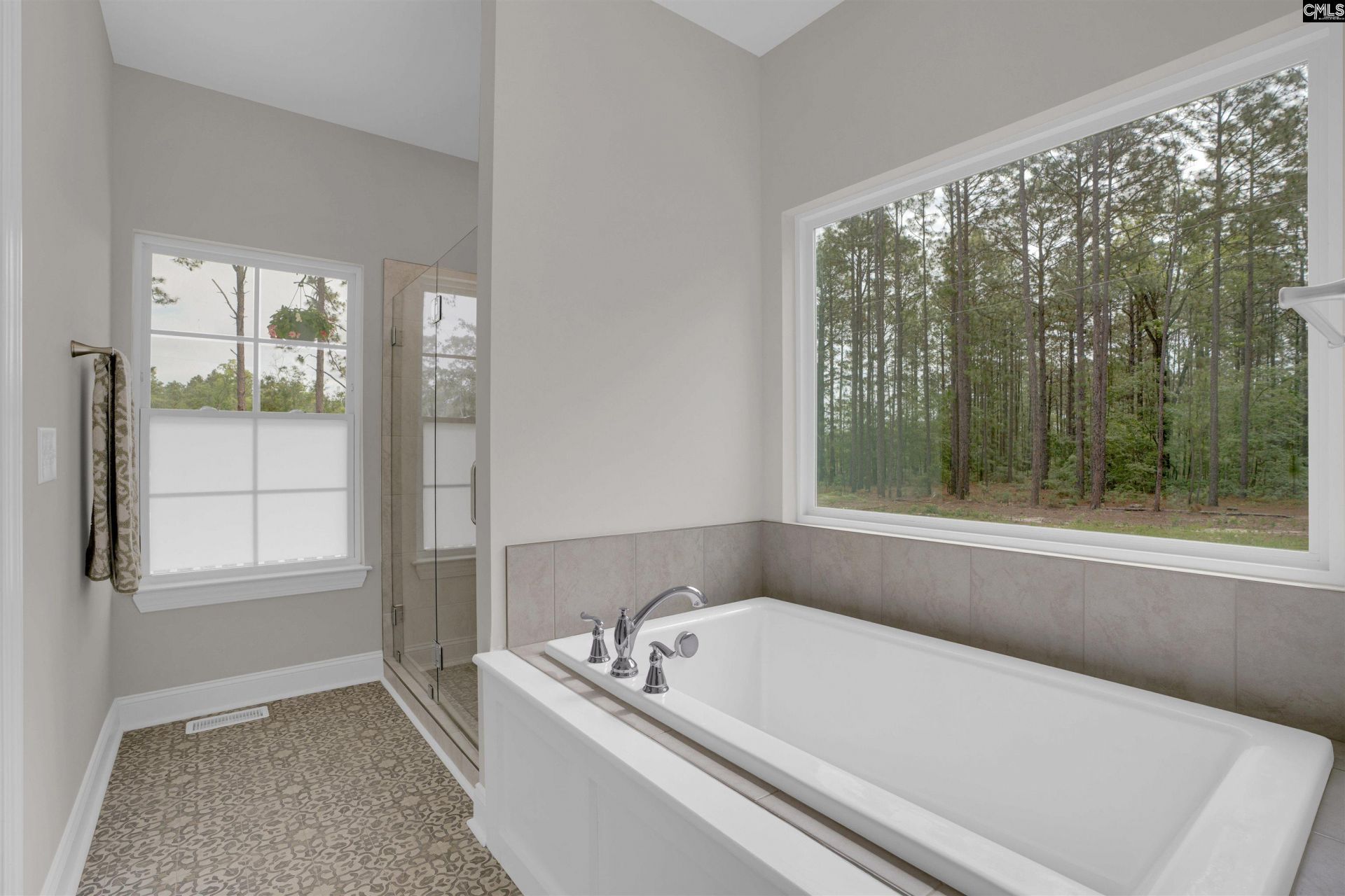 129 Lord And Tucker Court Photo 25