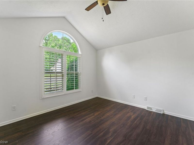 8462 HITCHCOCK Road, Boardman, OH 44512 Photo 17