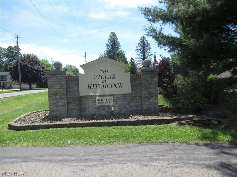 8462 HITCHCOCK Road, Boardman, OH 44512 Photo 6