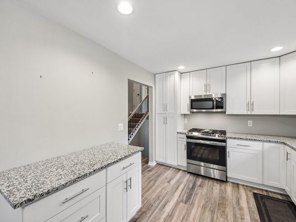 710 Chelsea Drive , Algonquin, IL 60102