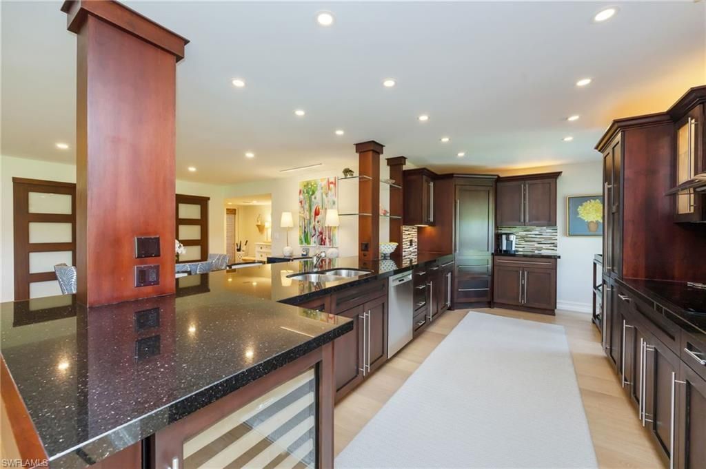 108 Wilderness Dr , Unit 233, Naples, FL 34105 Photo