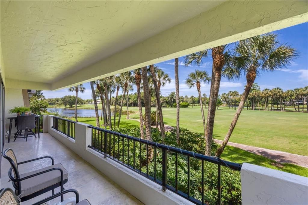 108 Wilderness Dr , Unit 233, Naples, FL 34105 Photo