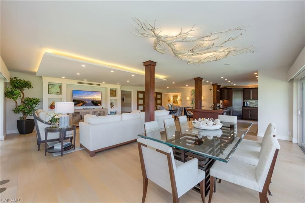108 Wilderness Dr , Unit 233, Naples, FL 34105 Photo