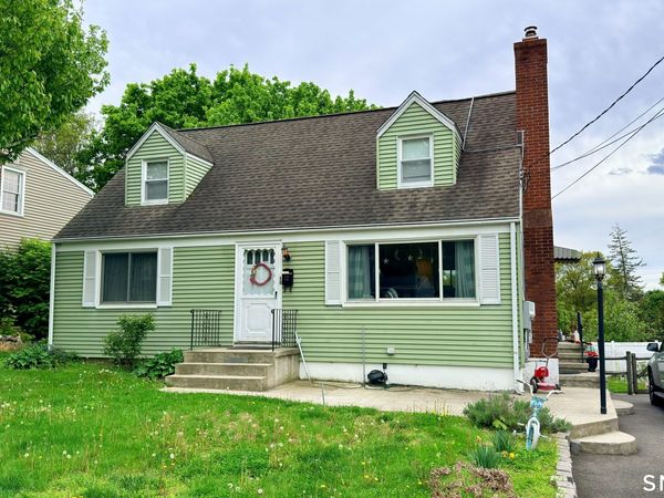 12 Rainbow , Norwalk, CT 06851