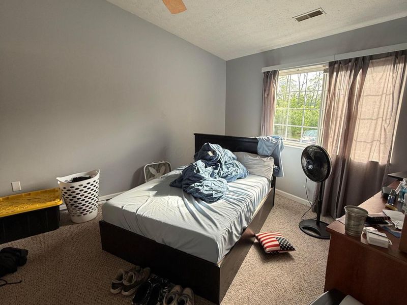 1852 Berrancher , Columbus, OH 43228 Photo 26