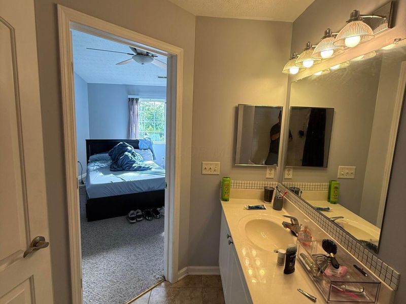 1852 Berrancher , Columbus, OH 43228 Photo 27