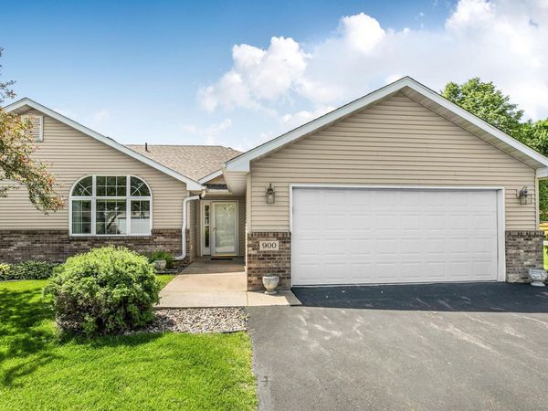 900 Golden Pond Court, Buffalo, MN 55313