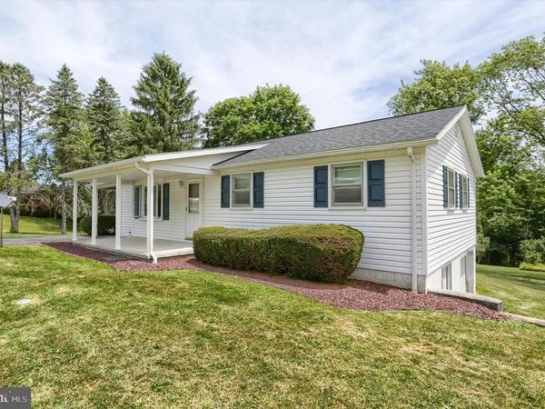 911 WEST STREET, EVERETT, PA 15537