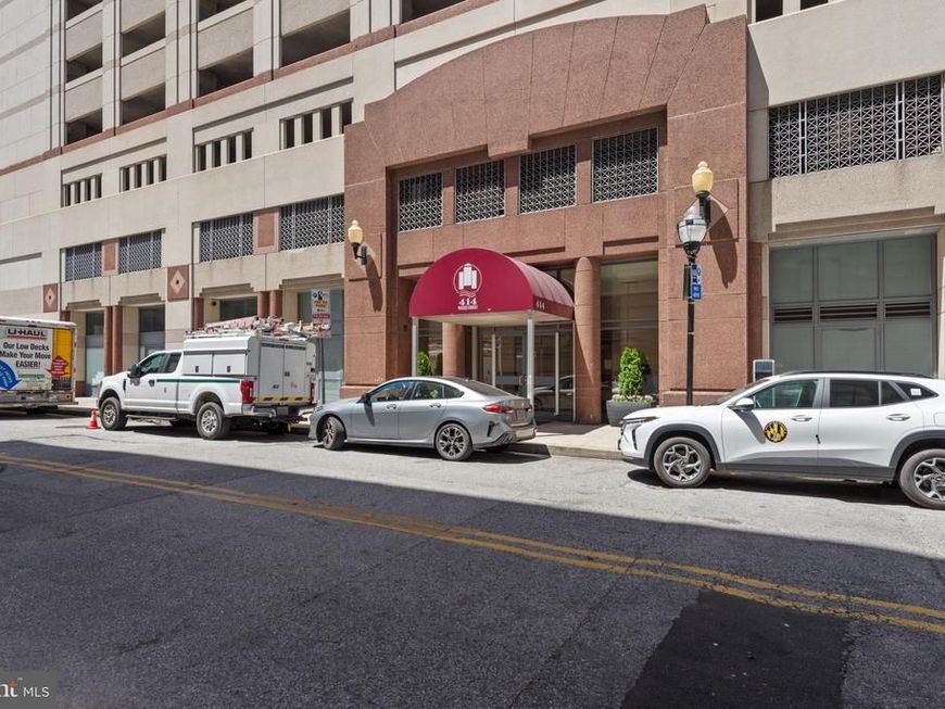 414 Water Street, Unit 1813, Baltimore, MD 21202 Main Photo