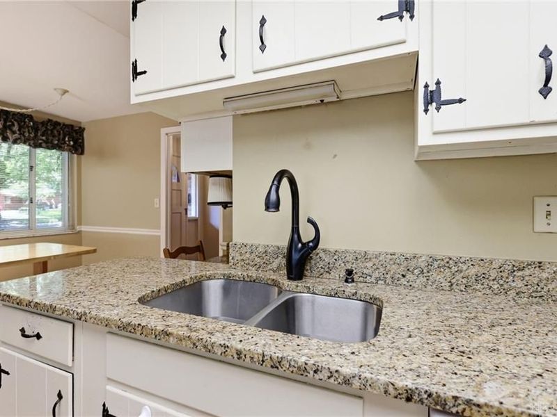 2259 E Whipp Road, Kettering, OH 45440 Photo 16