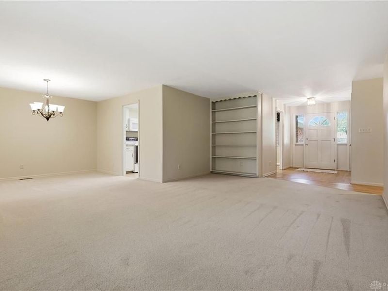 2259 E Whipp Road, Kettering, OH 45440 Photo 22