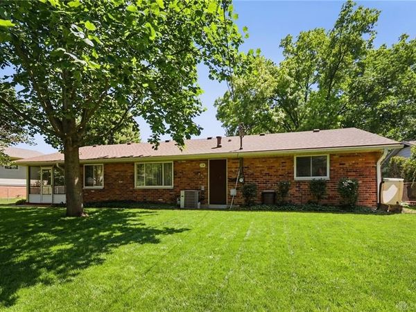 2259 E Whipp Road, Kettering, OH 45440