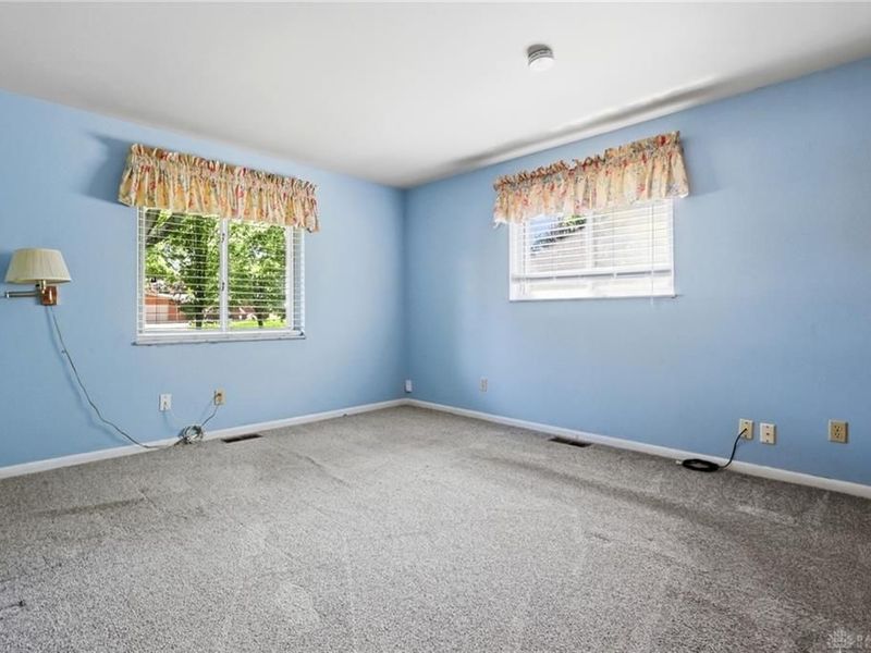 2259 E Whipp Road, Kettering, OH 45440 Photo 30