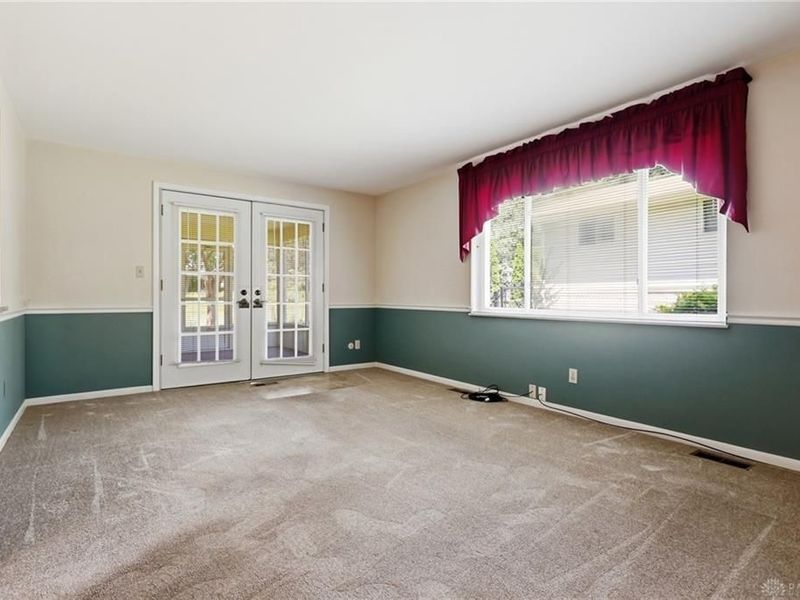 2259 E Whipp Road, Kettering, OH 45440 Photo 44