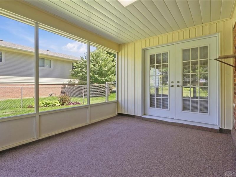2259 E Whipp Road, Kettering, OH 45440 Photo 8