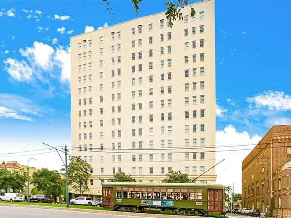 1205 ST CHARLES Avenue , Unit 1015, New Orleans, LA 70130