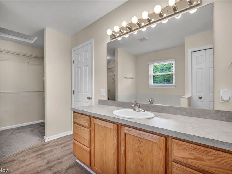2066 Liberty Road , Stow, OH 44224 Photo 19