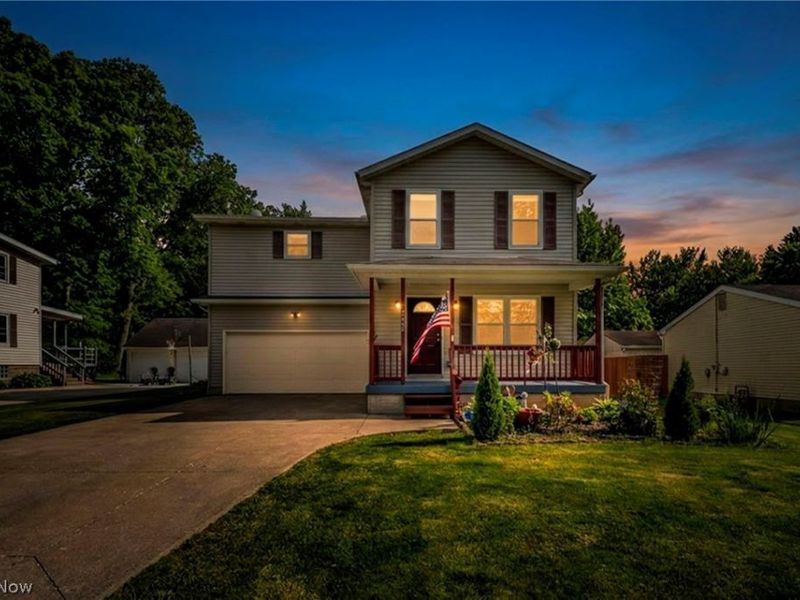 2066 Liberty Road , Stow, OH 44224 Photo 2